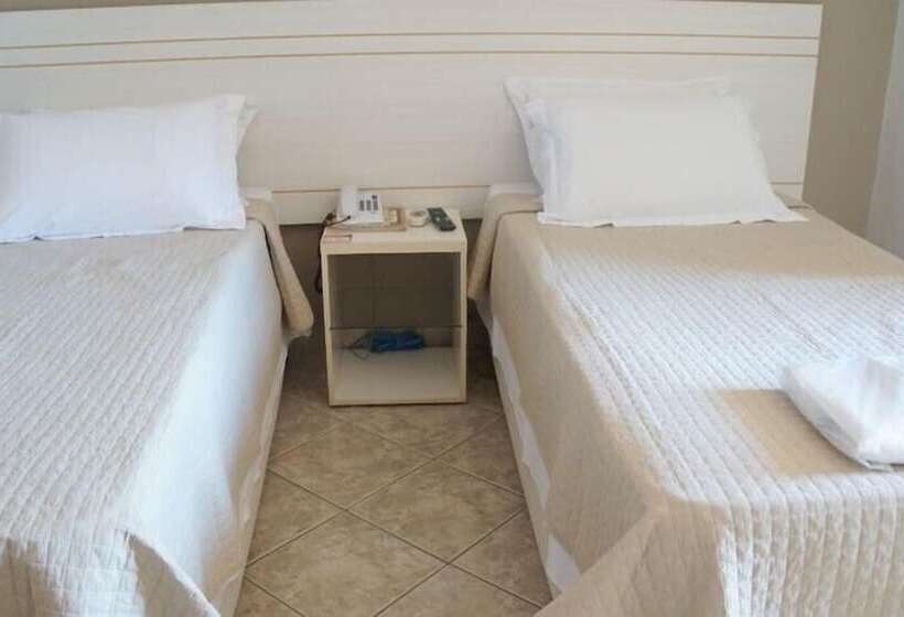 标准间, Manhuaçu Center