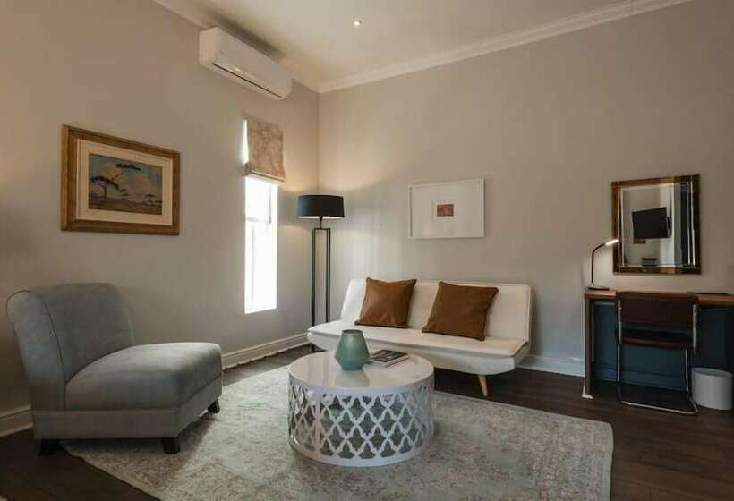 جناح بريميوم, Waterstone Lodge