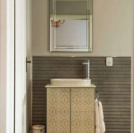 جناح ديلوكس, Waterstone Lodge