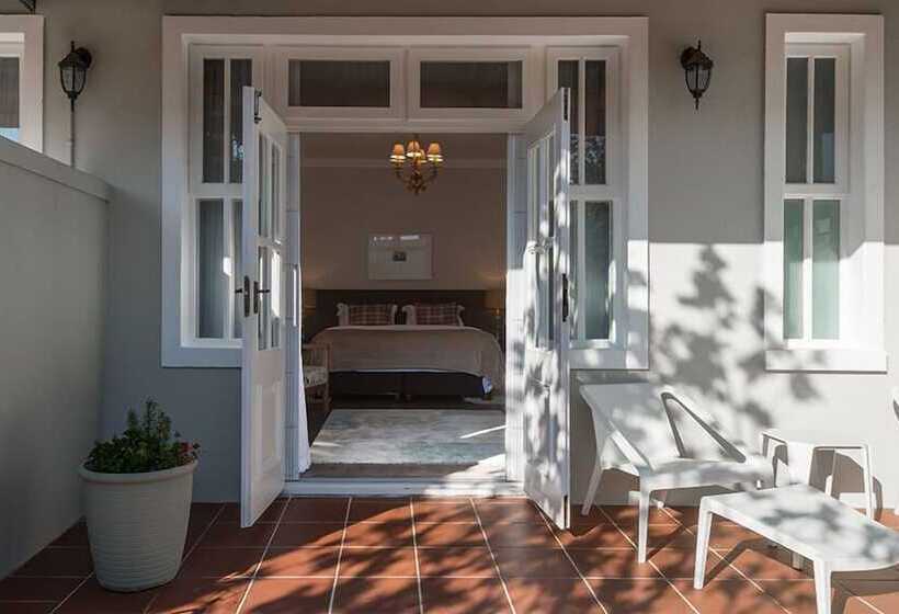 جناح ديلوكس, Waterstone Lodge