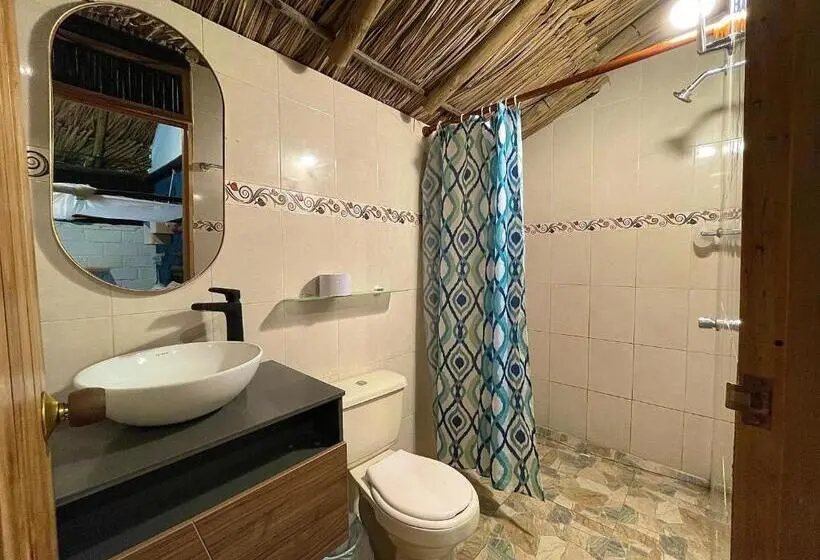 اتاق استاندارد, Bikini Hotel & Pool
