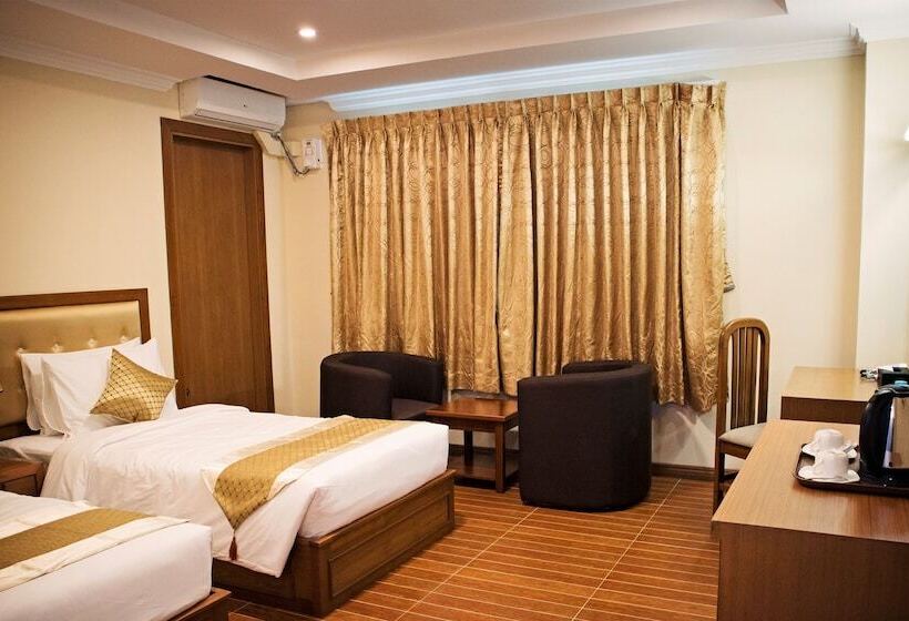 اتاق لوکس, 99 Yangon