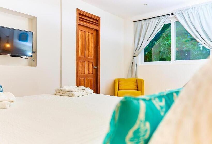 Номер Стандарт Трехместный, Aaki