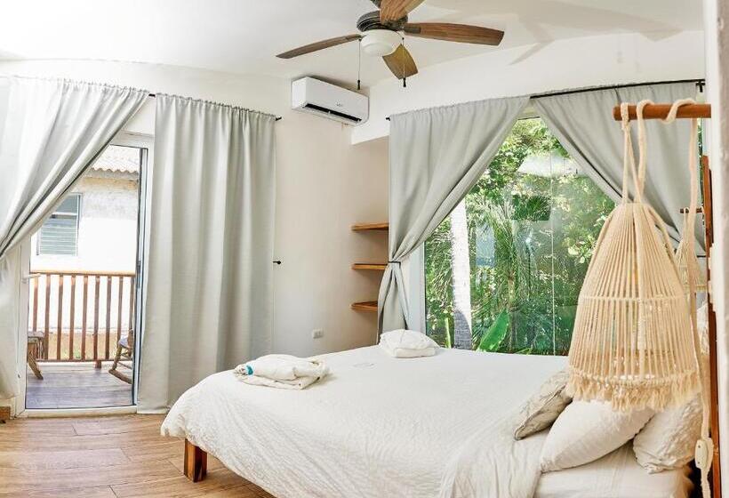 Номер Стандарт с Балконом, Aaki