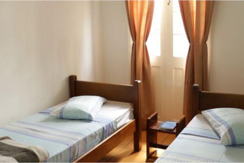 バス共有のスタンダードルーム, Carvalho