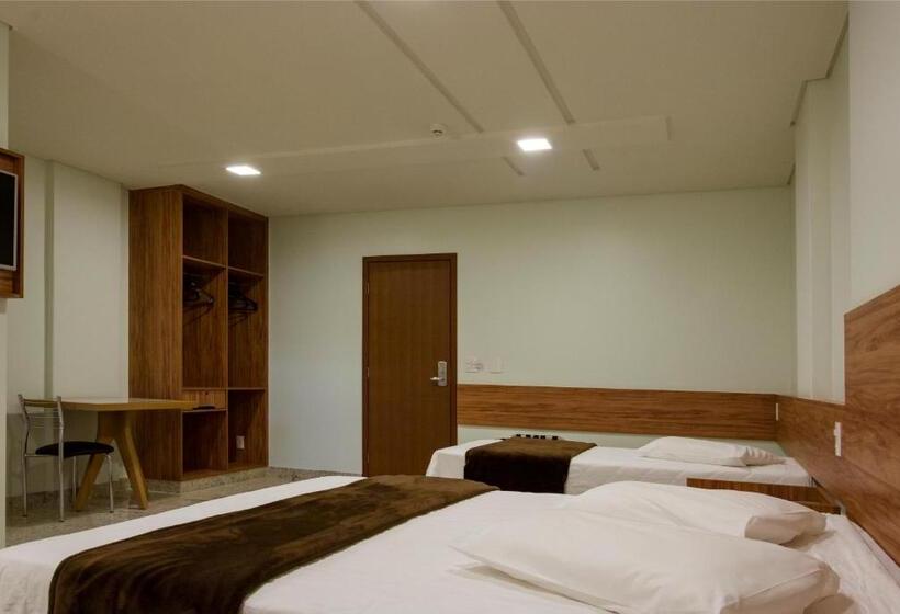 豪华三人间, Lindoya