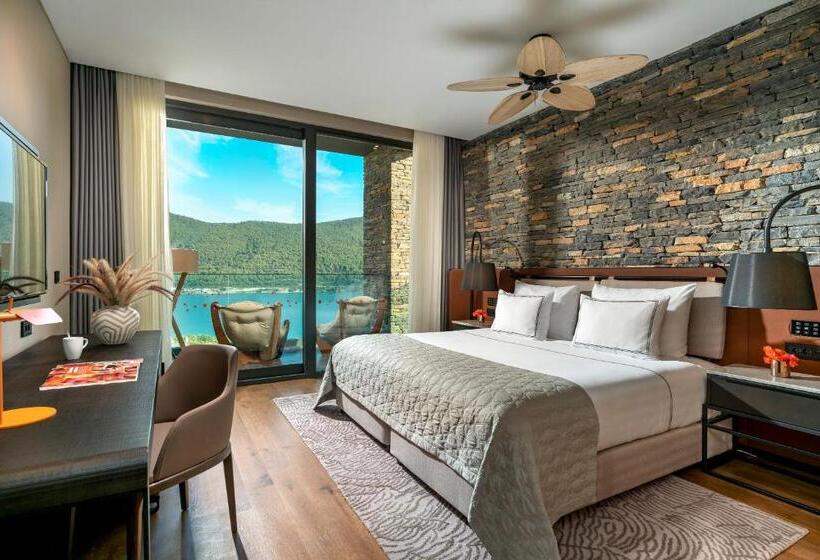 سوییت خانوادگی, Lujo Hotel Bodrum