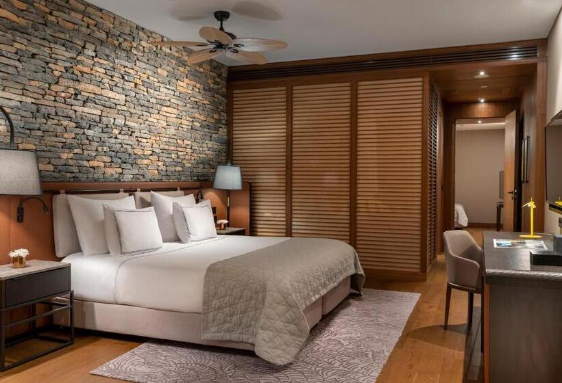 سوییت خانوادگی, Lujo Hotel Bodrum