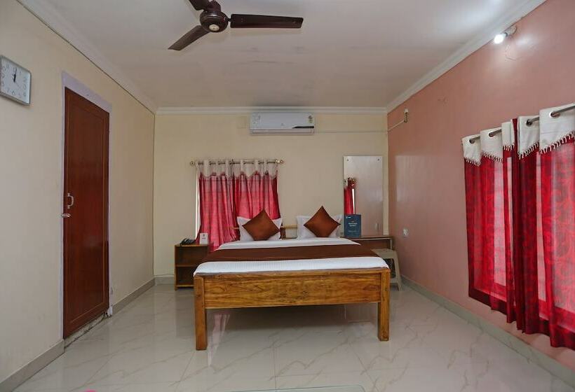 اتاق استاندارد, Oyo 9009 Near Railway Station