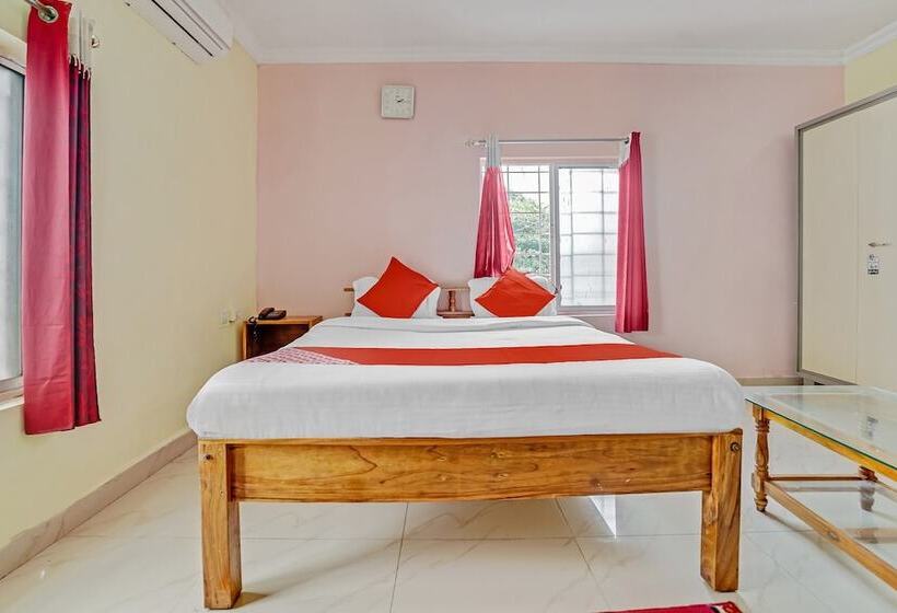 اتاق لوکس, Oyo 9009 Near Railway Station