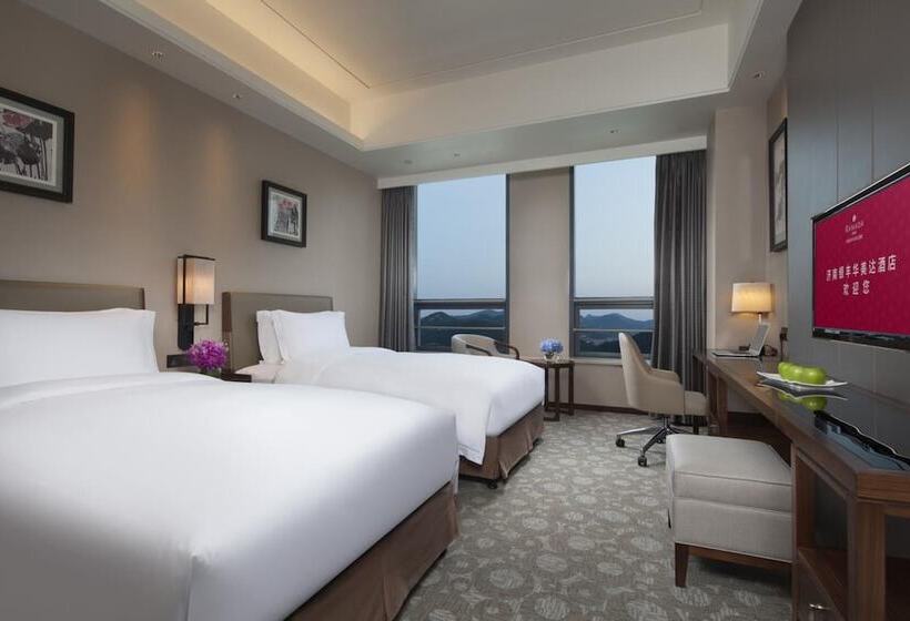 Номер Deluxe, Ramada Jinan
