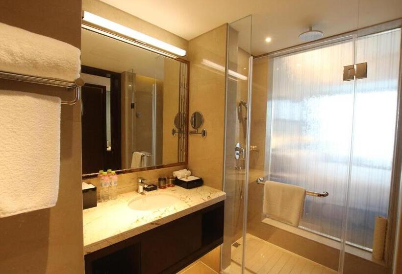 اتاق استاندارد, Ramada Jinan