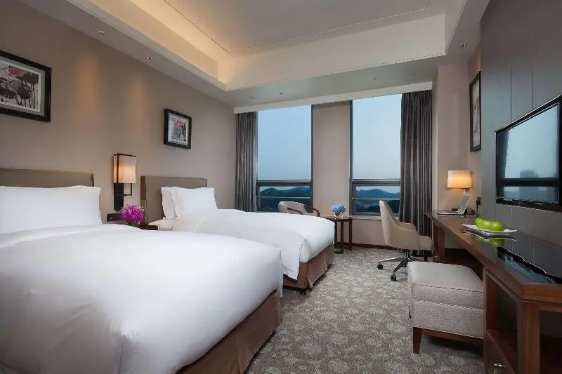 デラックスルーム, Ramada Jinan