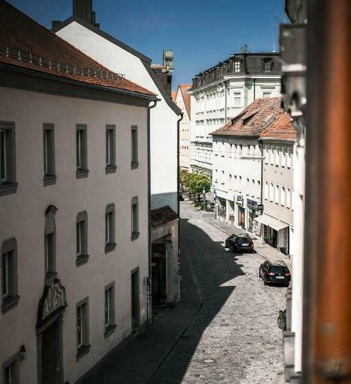 スタンダードシングルルーム, Rote19