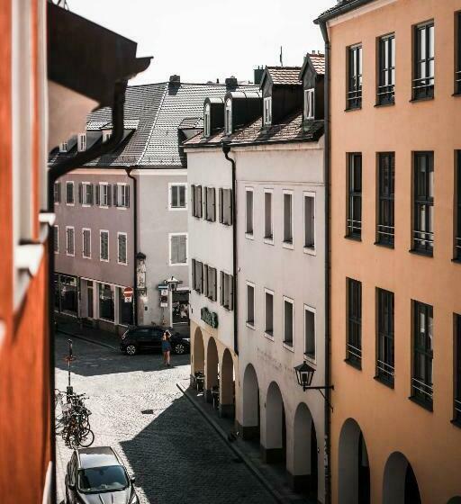 スタンダードルーム, Rote19