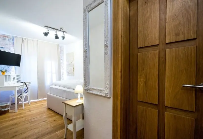 Habitación Estàndard Individual, Rote19