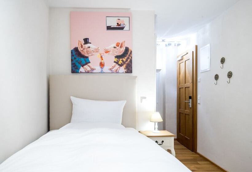 スタンダードシングルルーム, Rote19