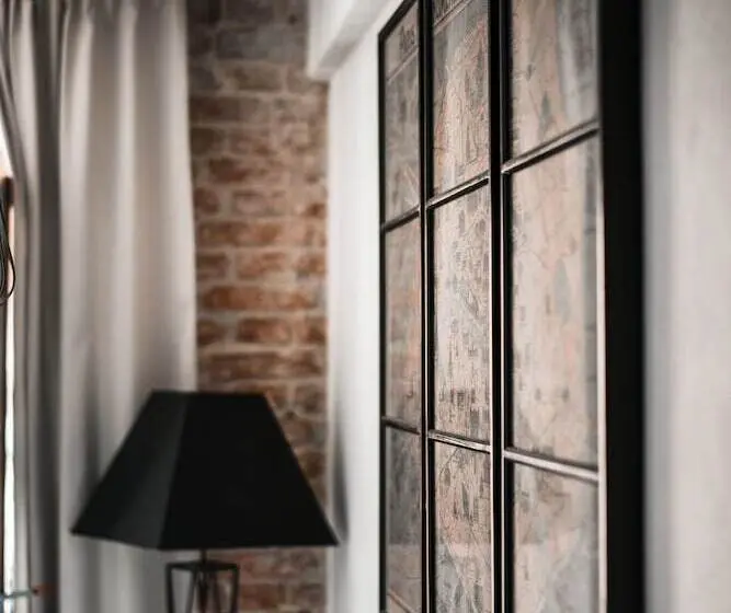 Junior Suite, Rote19