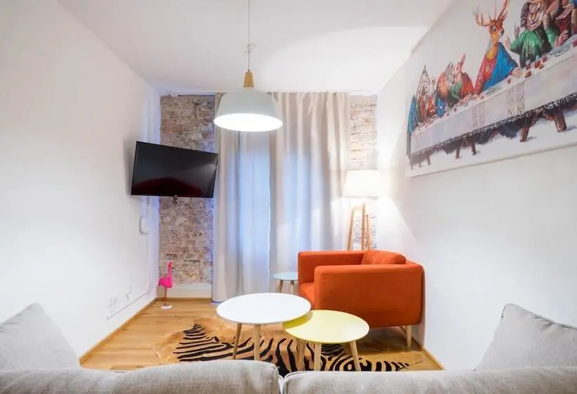 Junior Suite, Rote19