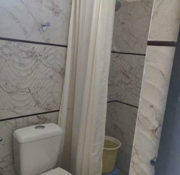 标准间, Suvarna Compact