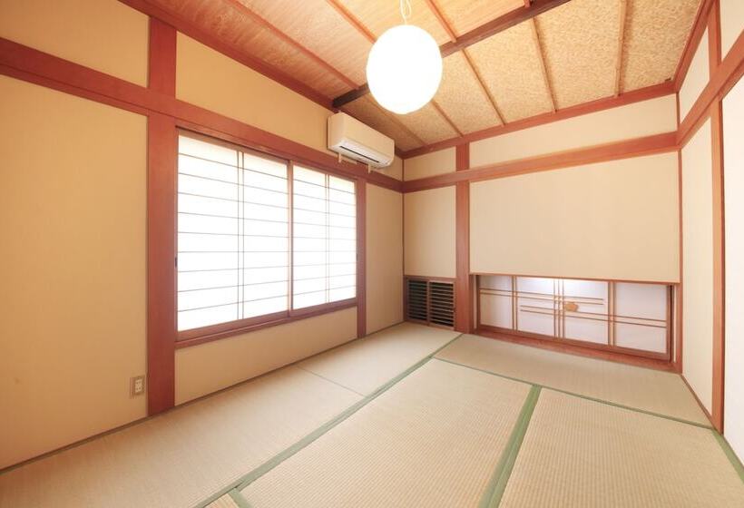 חדר קלאסי, Micasa