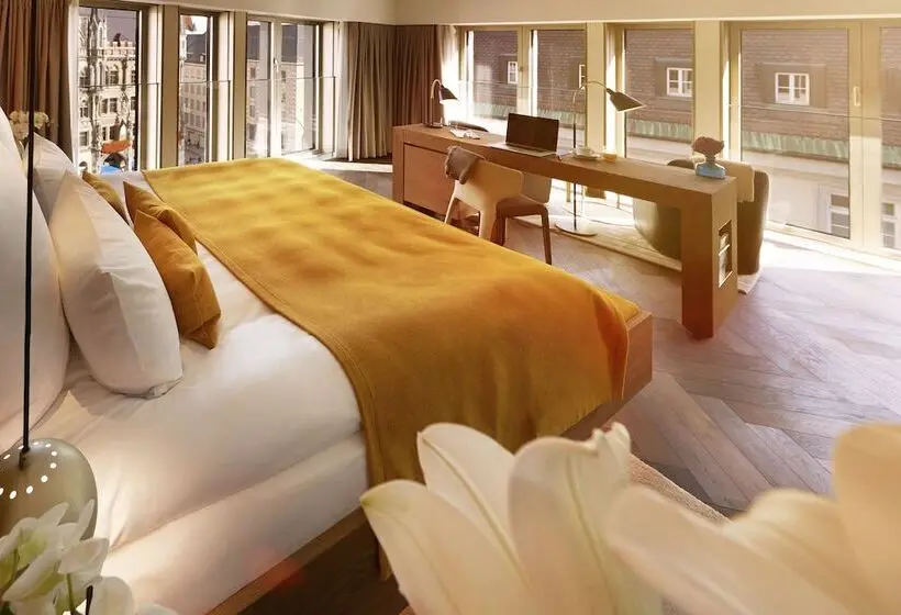 Suite with Views