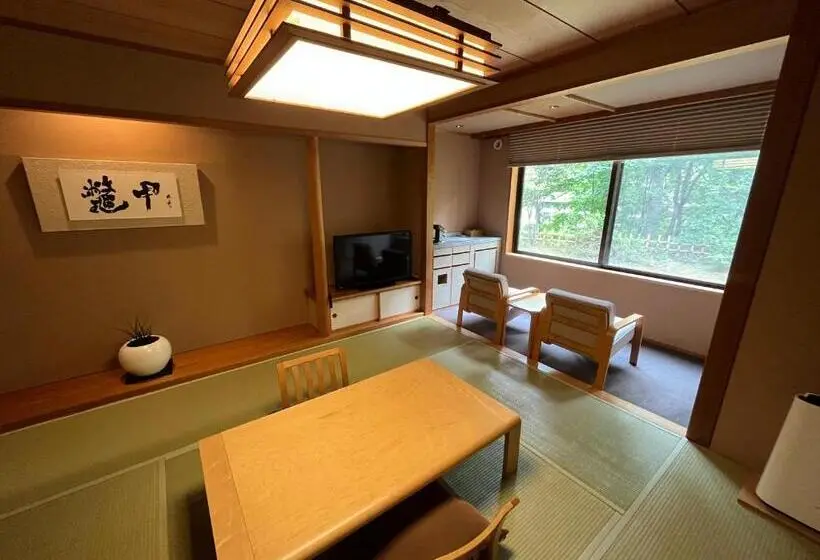 スタンダードルーム, Kuriya Suizan