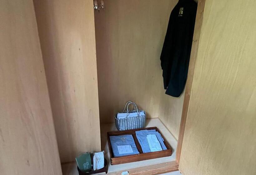 חדר סטנדרט, Kuriya Suizan