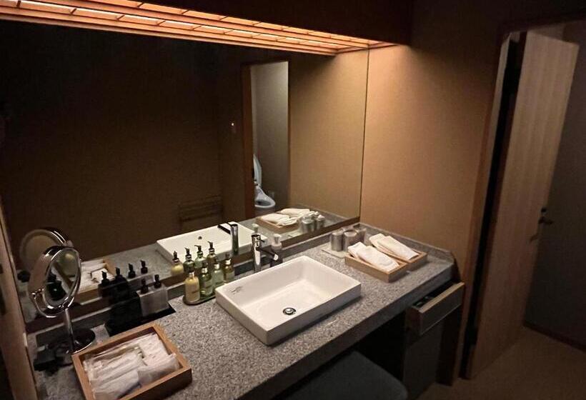 Люкс, Kuriya Suizan