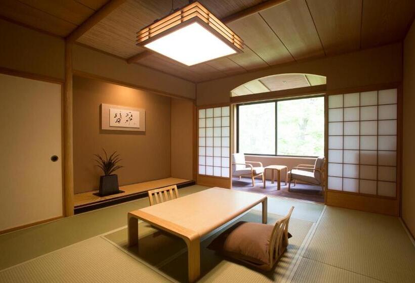 חדר סטנדרט, Kuriya Suizan