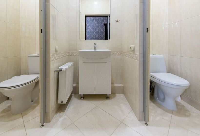 تختخواب در اتاق مشترک, Tsatsa Hotel Hostel