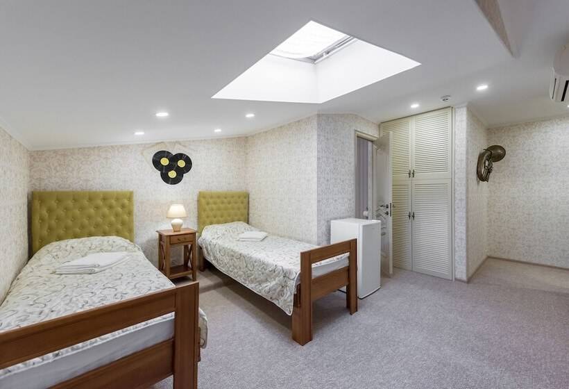 اتاق استاندارد, Tsatsa Hotel Hostel