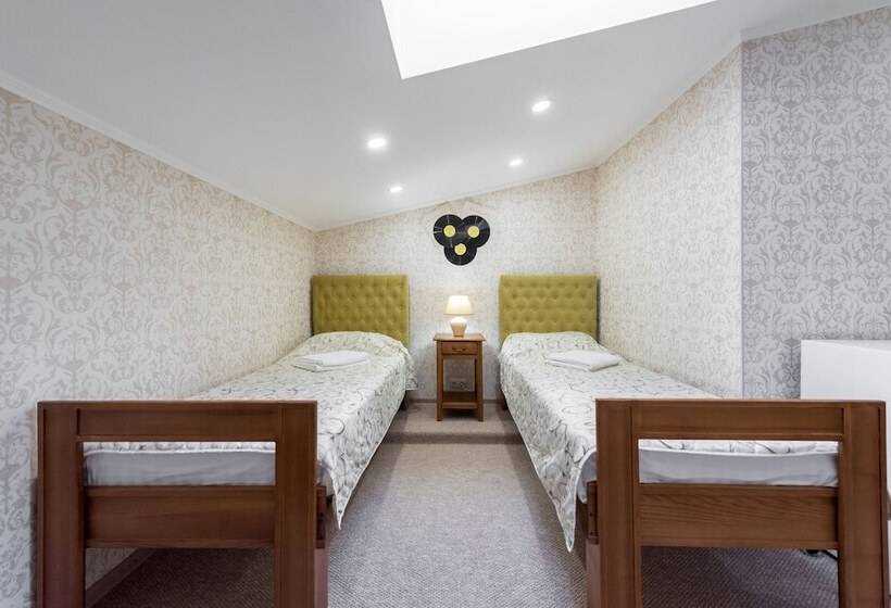 اتاق استاندارد, Tsatsa Hotel Hostel