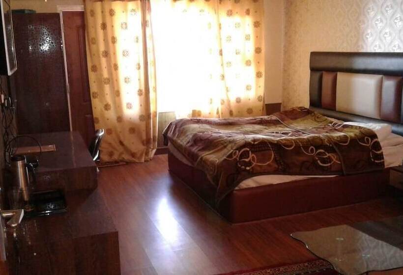 Quarto Deluxe, Adb Rooms Hotel Patnitop