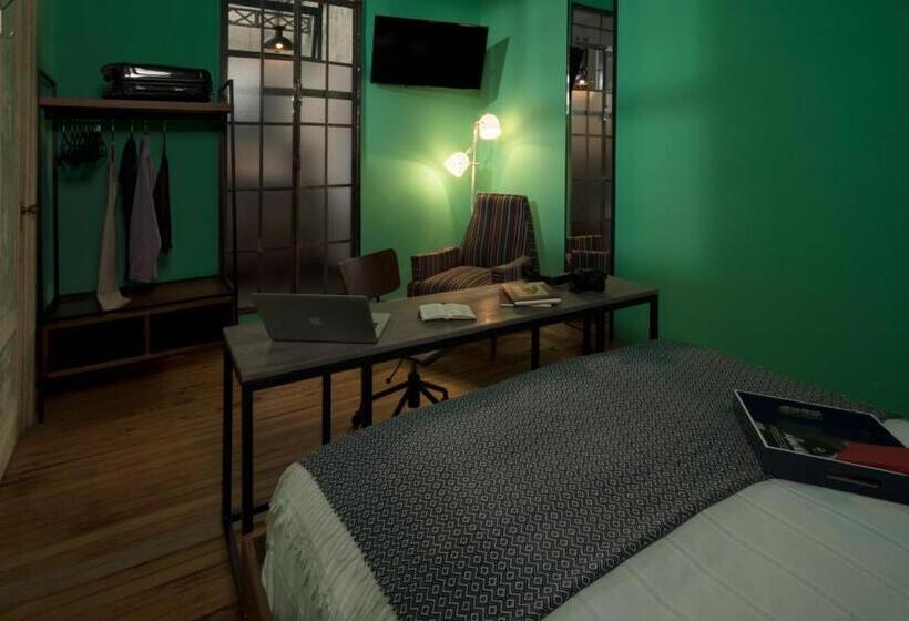 اتاق لوکس, Don Jacinto Stay&sip