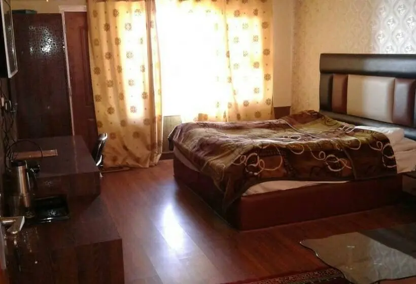 デラックスルーム, Adb Rooms Hotel Patnitop