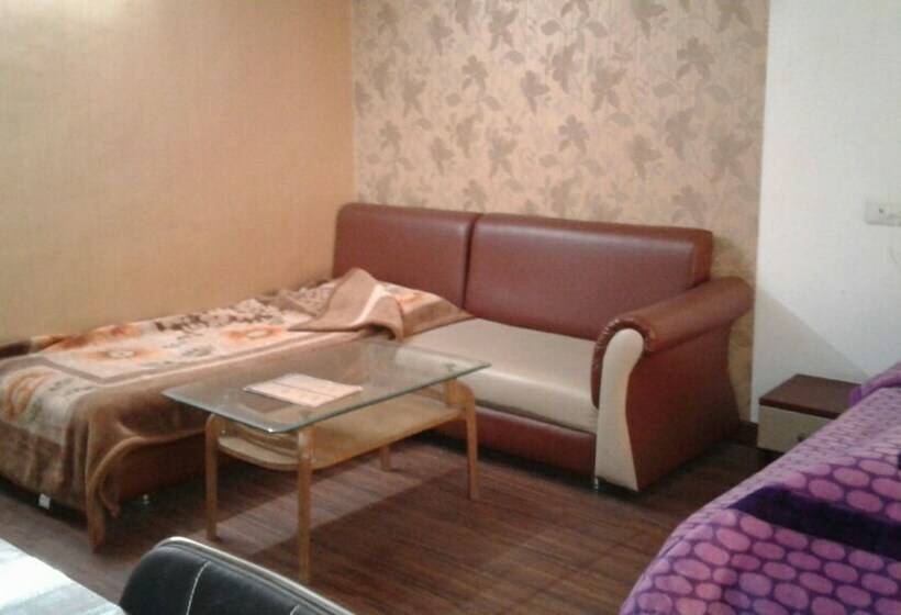 Quarto Deluxe, Adb Rooms Hotel Patnitop