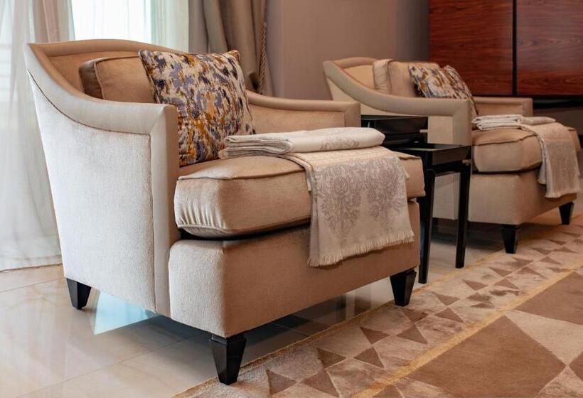 جناح دور أخير, Alàbriga Hotel Gl