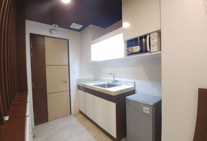 استودیوی استاندارد, Bed And Bath Serviced Suites