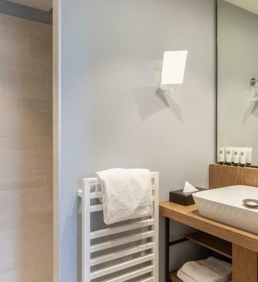 غرفة ديلوكس, Golden Tulip Saint Malo– Le Grand Be