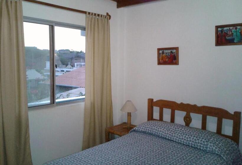 Chambre Quadruple Standard, La Perla