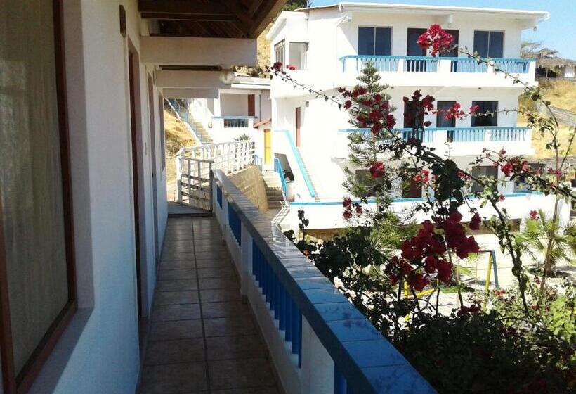 Chambre Quadruple Standard, La Perla