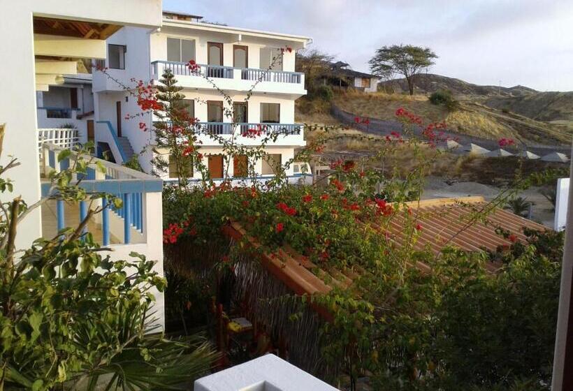 Chambre Familiale, La Perla