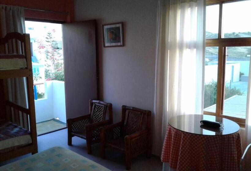 Chambre Familiale, La Perla