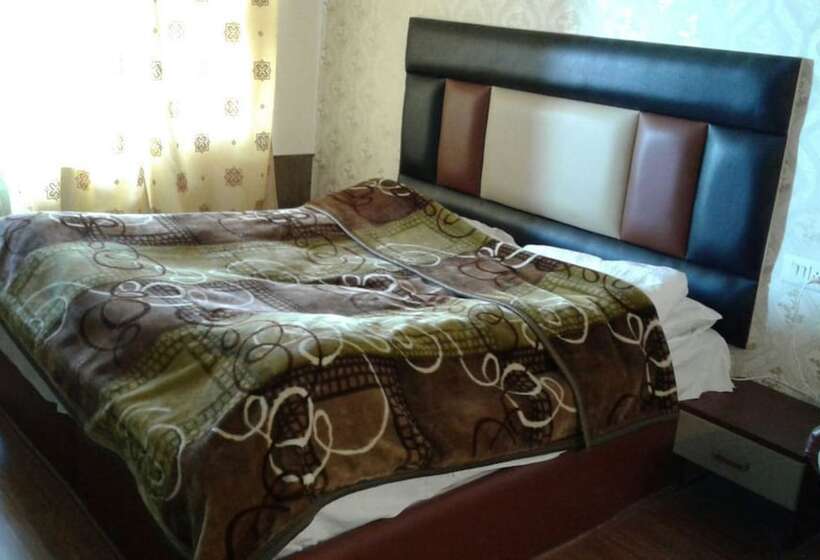 Quarto Deluxe, Adb Rooms Hotel Patnitop