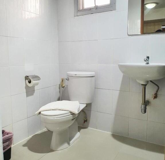 סוויטה משפחתית, Wangkaew