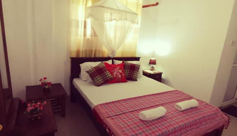 اتاق استاندارد, Comfort Inn  Galle Fort