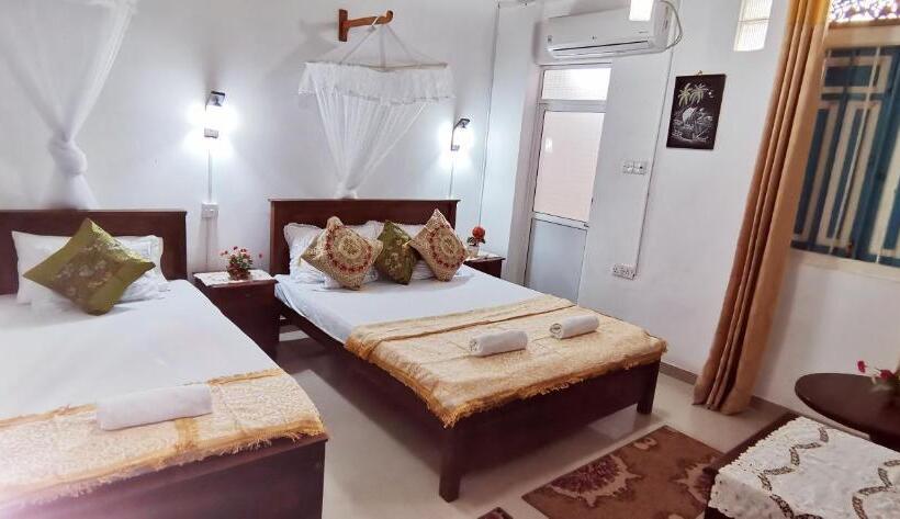 اتاق راحتی سه تخته, Comfort Inn  Galle Fort