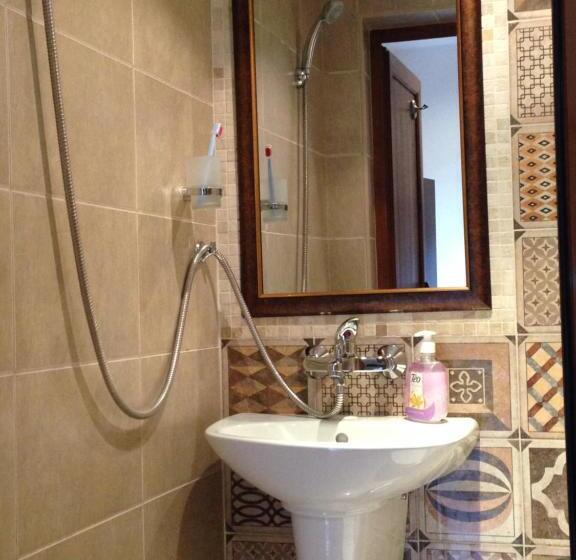スタンダードスタジオ, Guest Rooms Boutique Varna
