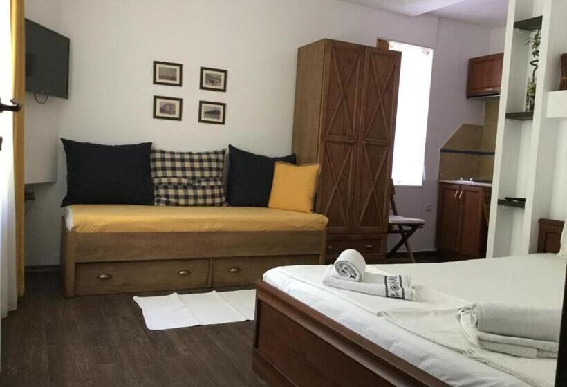 스탠다드 스튜디오, Guest Rooms Boutique Varna